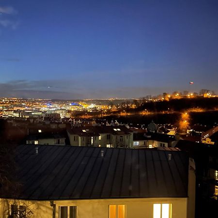 Apartment Cimburkova Prague Exterior photo